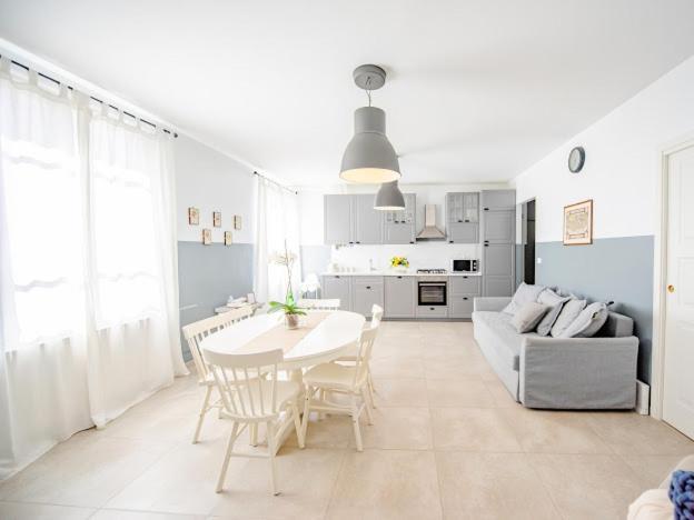 Beach Apartment In The Center San Remo Kültér fotó