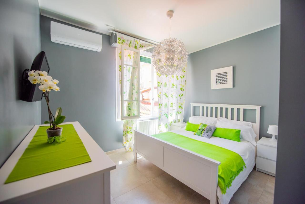 Beach Apartment In The Center San Remo Kültér fotó