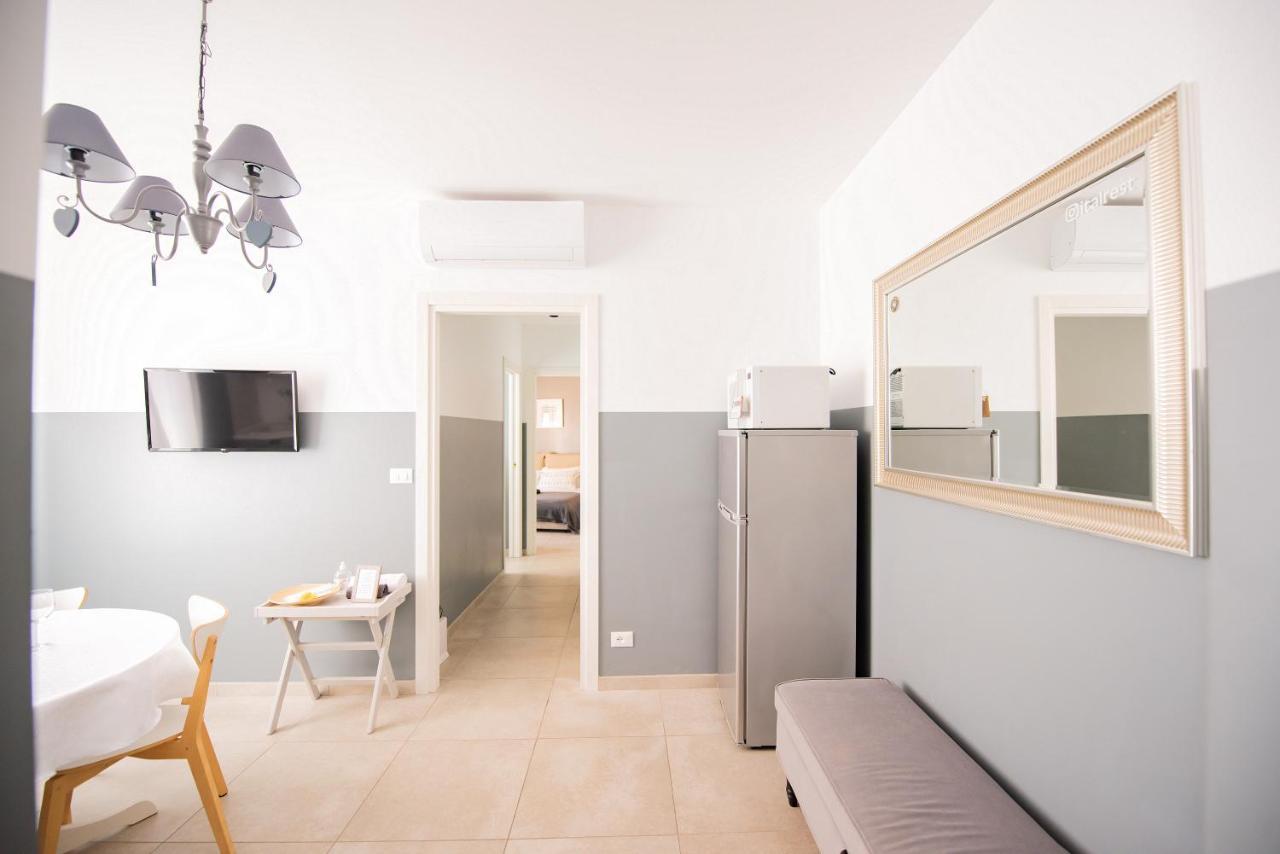 Beach Apartment In The Center San Remo Kültér fotó